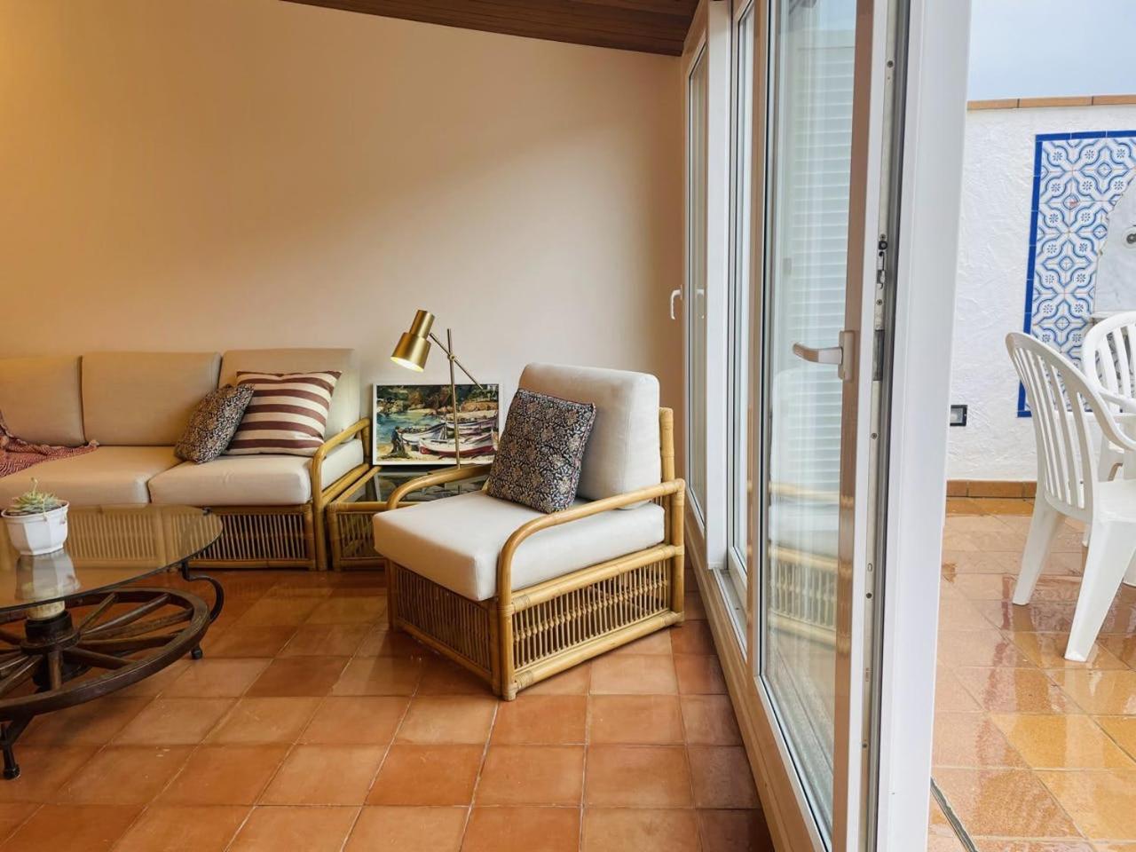 Apartamento Tamariu Platja - Penthouse On Passeig Del Mar. Exterior foto