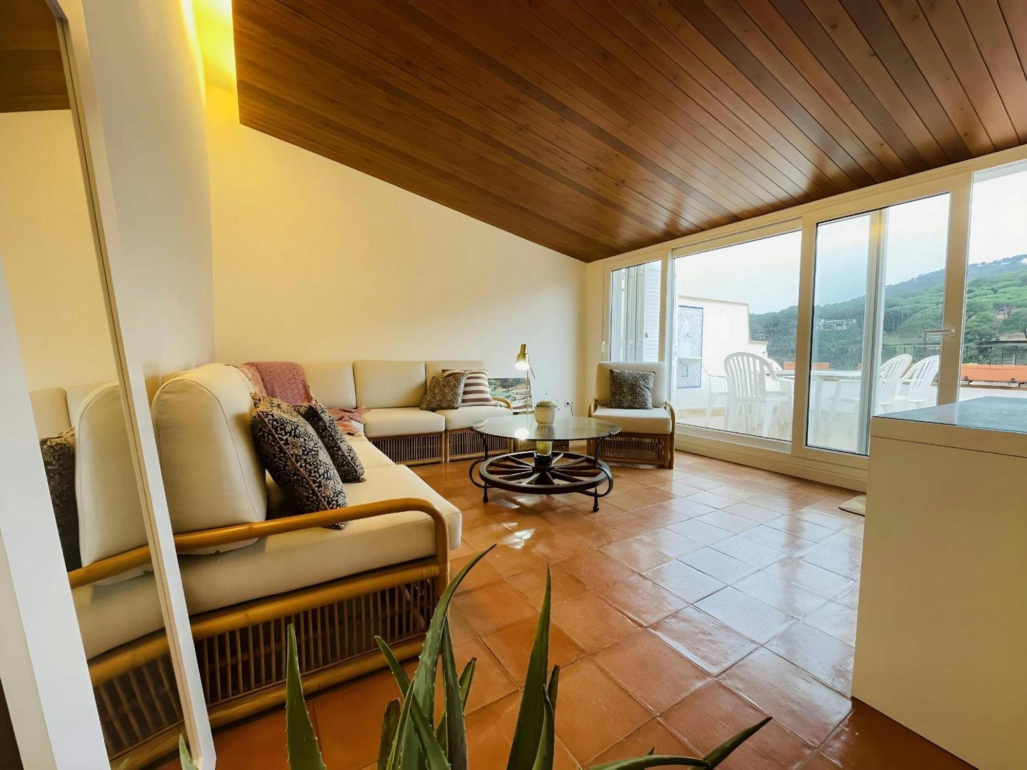 Apartamento Tamariu Platja - Penthouse On Passeig Del Mar. Exterior foto