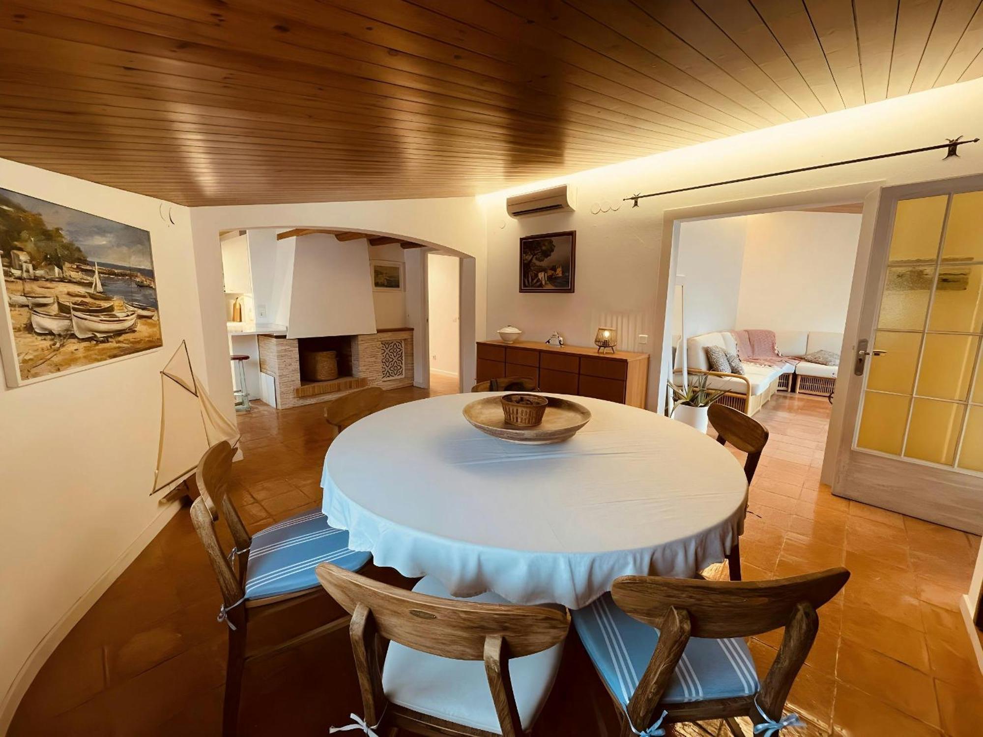 Apartamento Tamariu Platja - Penthouse On Passeig Del Mar. Exterior foto